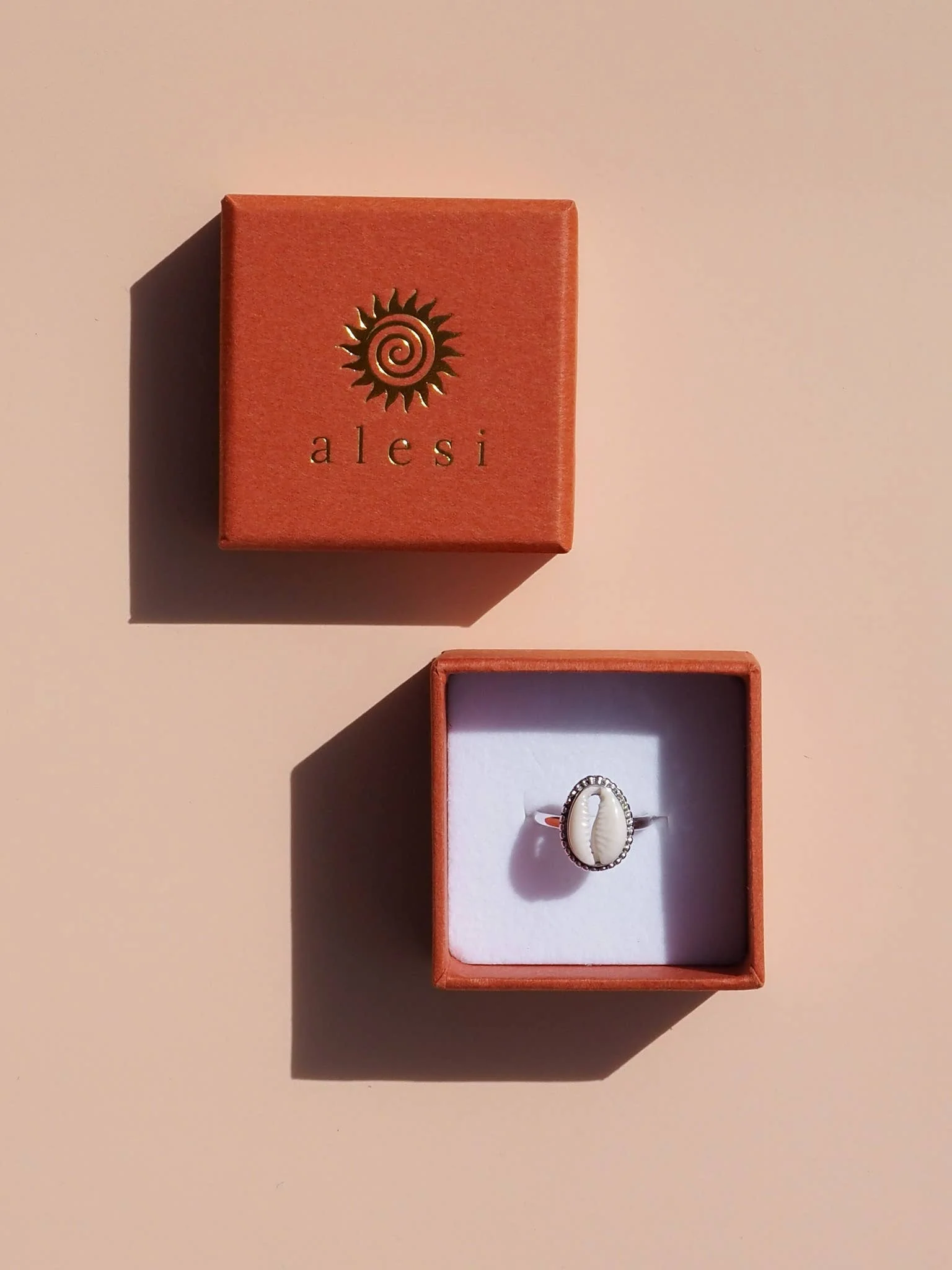 Cowrie Shell Ring Sterling Silver: US 7 - Image 3