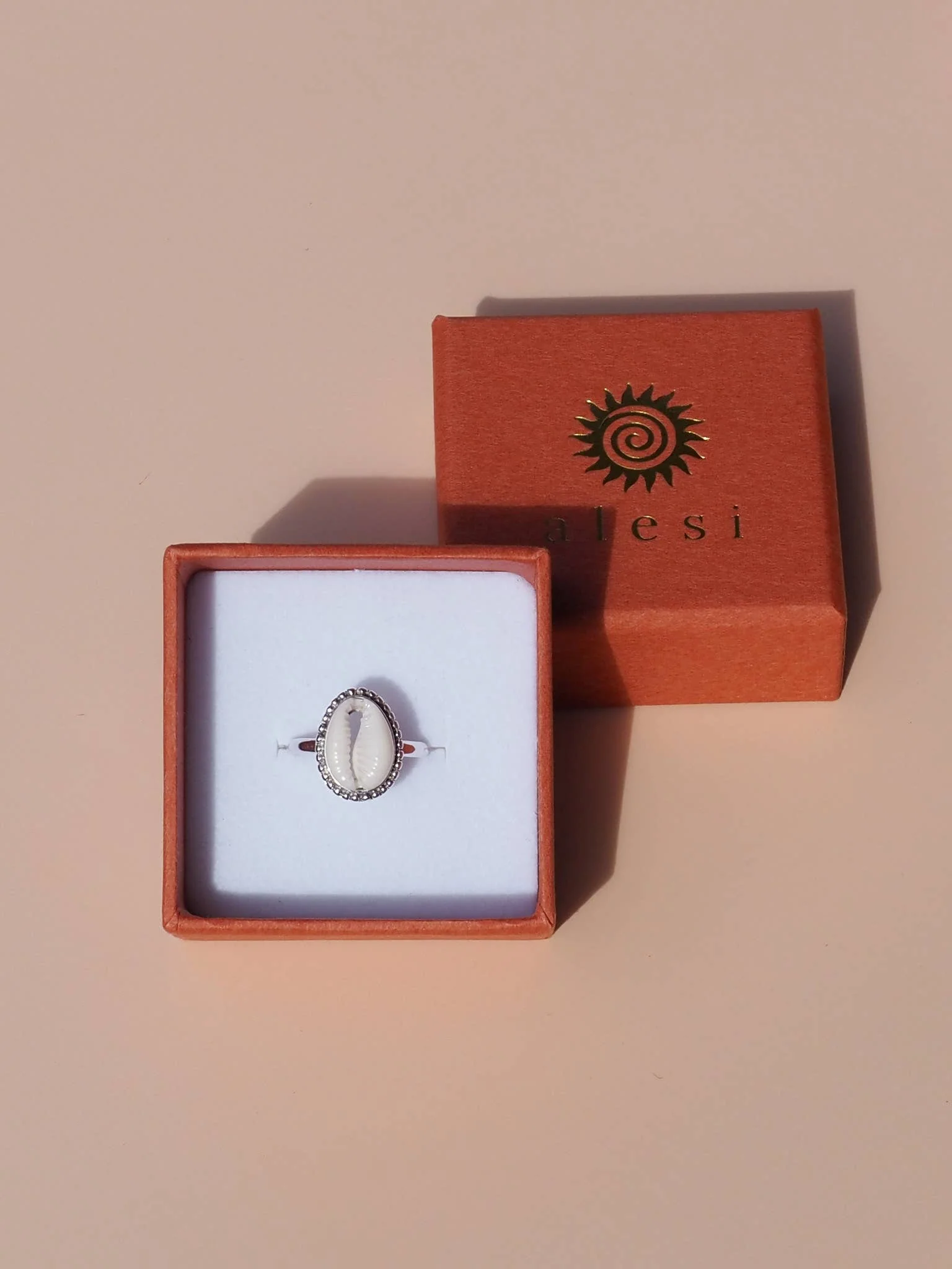 Cowrie Shell Ring Sterling Silver: US 8 - Image 6