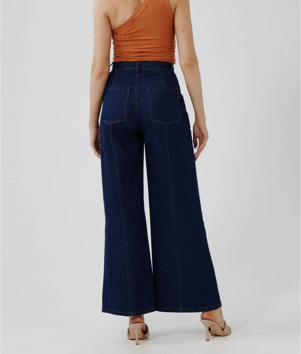 Defender Jeans - Image 2