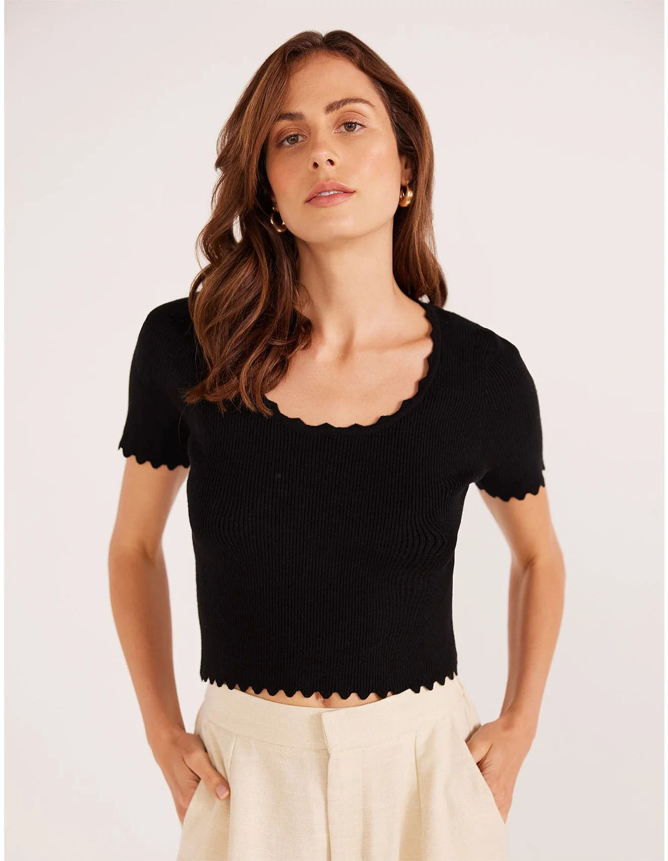 Laura Scallop Knit Tee - Black
