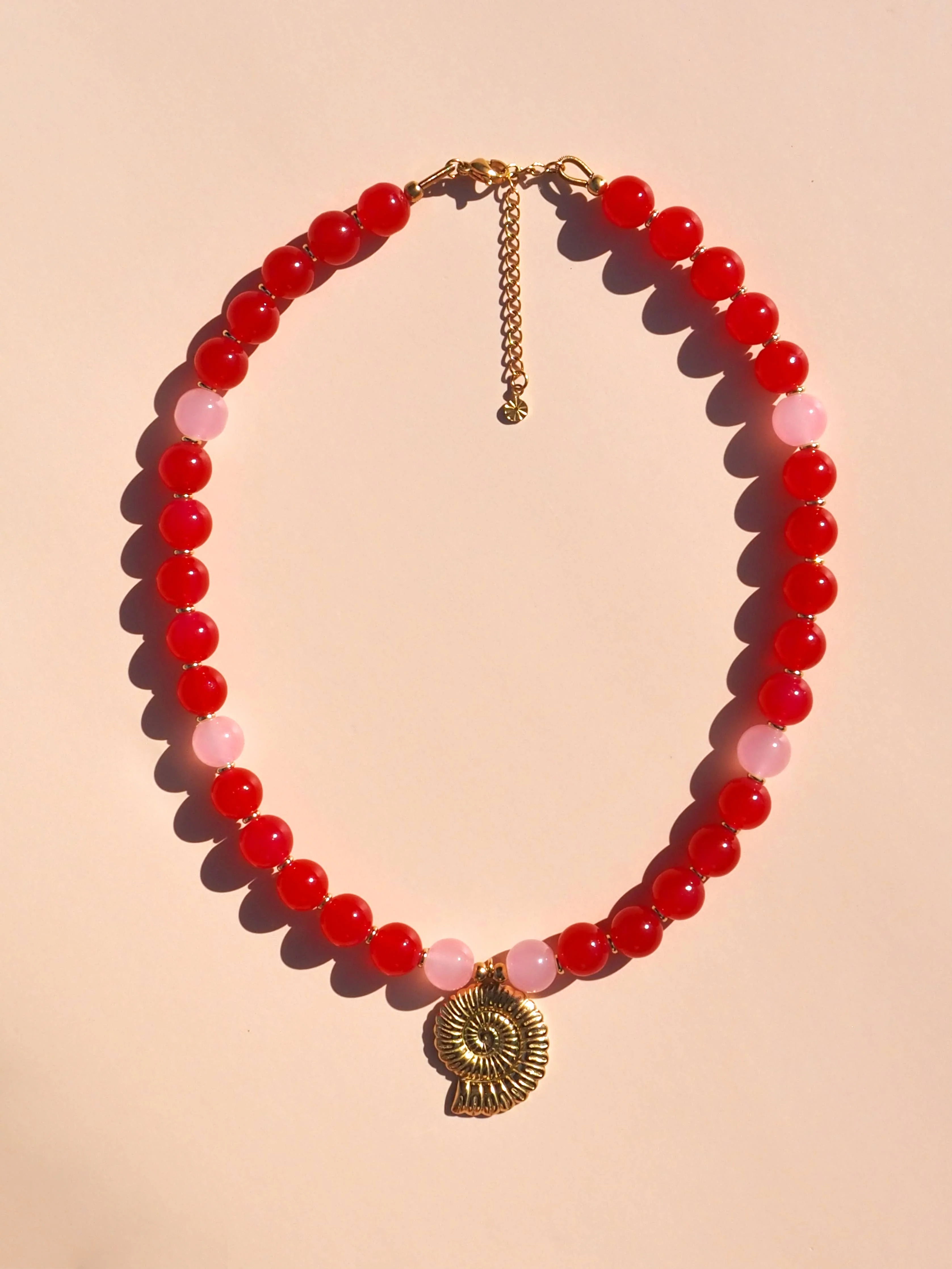 Spiral Shell Red & Pink Beaded Necklace : Silver / 16"