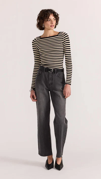 Sutton Crop Jeans- Dark Grey - Image 2